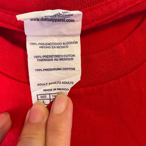 Delta Pro Weight Men T-shirt size L Red Come Let Us Adore Him Christ The Lord - Picture 7 of 9